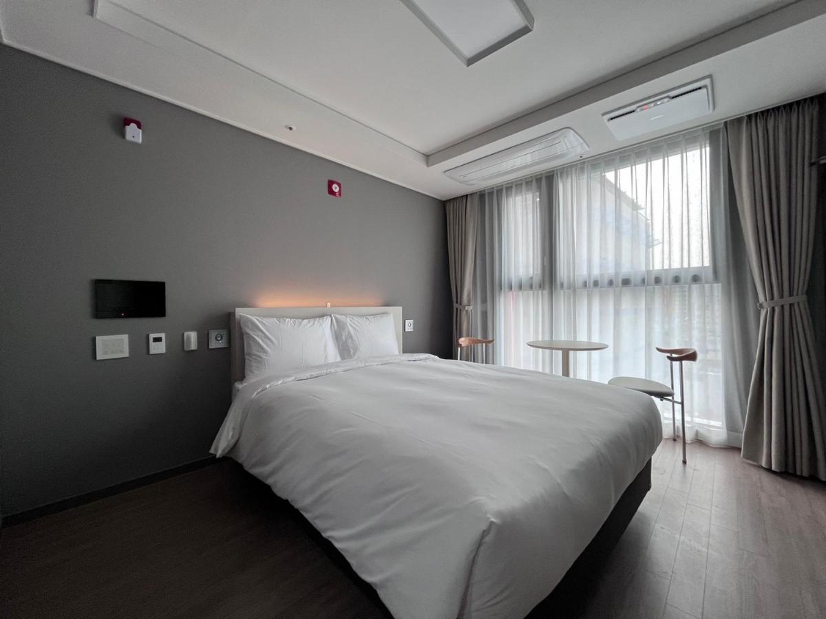 Sollago Myeongdong Hotel & Residence Seúl Habitación foto