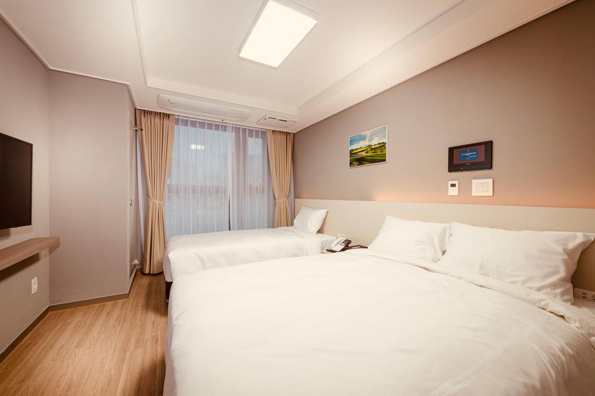 Sollago Myeongdong Hotel & Residence Seúl Exterior foto