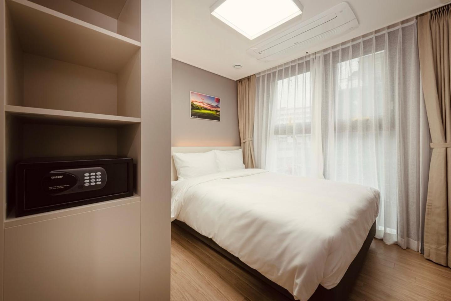 Sollago Myeongdong Hotel & Residence Seúl Exterior foto