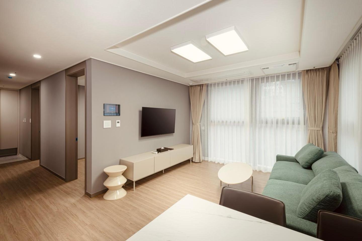 Sollago Myeongdong Hotel & Residence Seúl Exterior foto