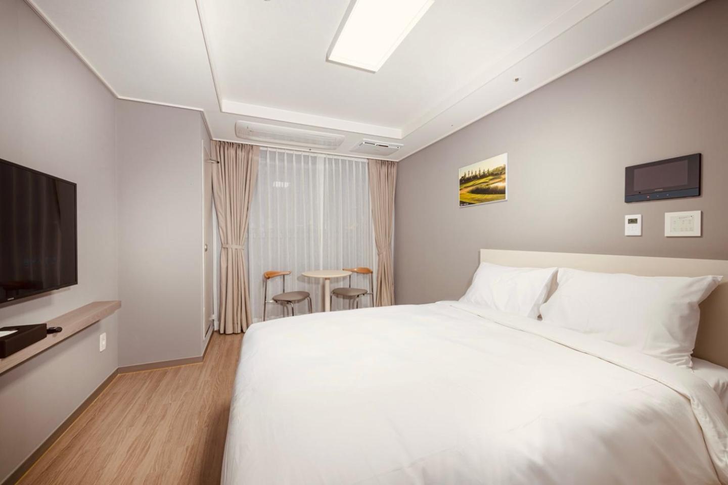 Sollago Myeongdong Hotel & Residence Seúl Exterior foto
